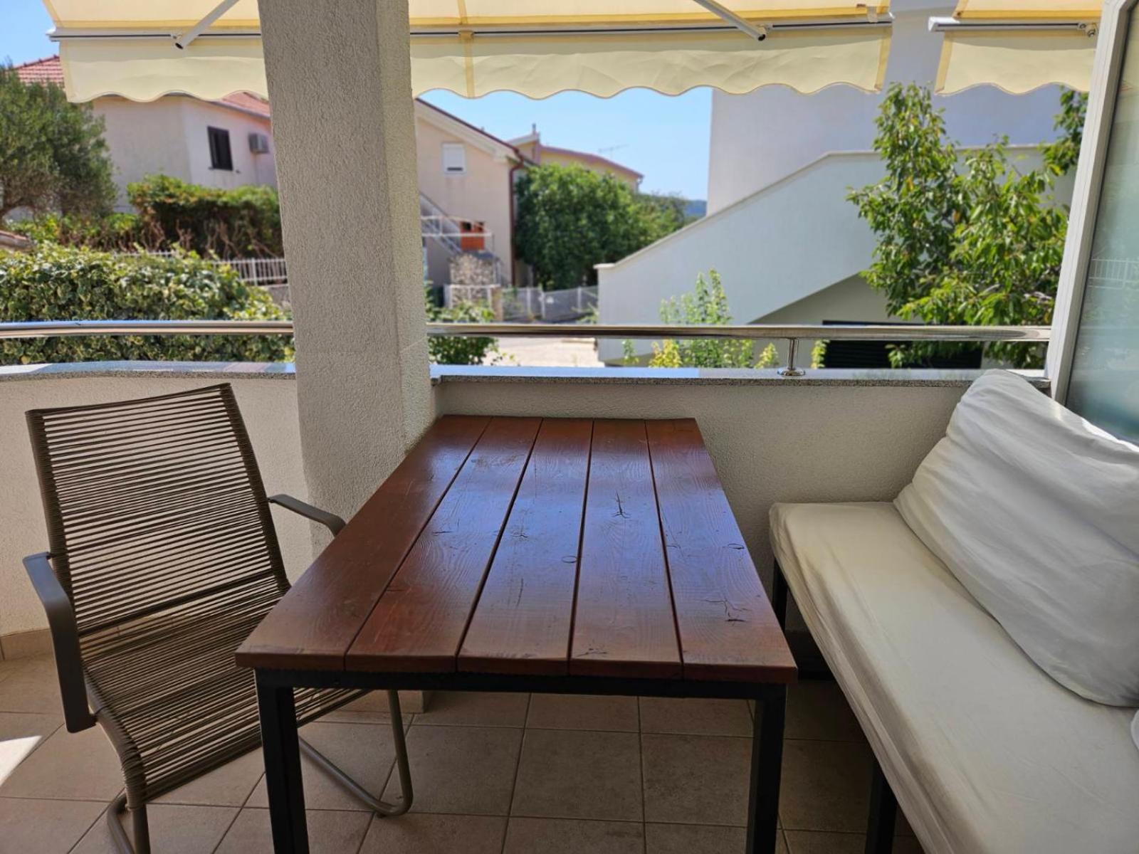Charming Seaside Apartments Noa & Jakov, Zaboric Sibenik Exterior foto